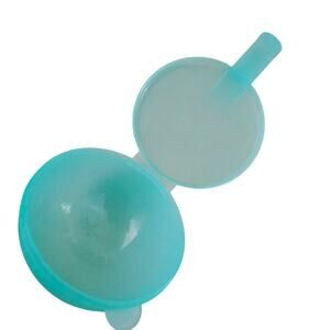 Tupperware Forget Me Not Hanging Onion/Vegetable Keeper Mint Blue Green